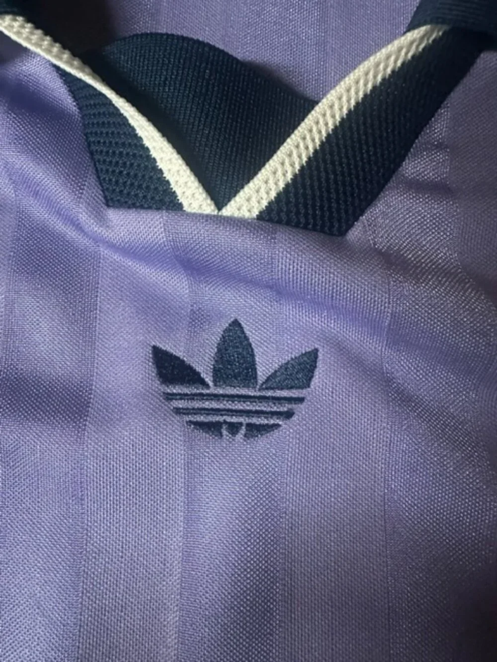 Adidas Soccer Jersey Shirt Mens Medium Red Trefoil 3 Stripes 1972 Crest futbol